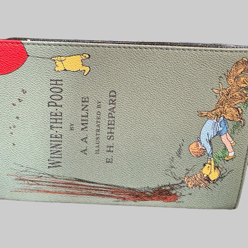 Winnie the Pooh Illustrated Clutch - set